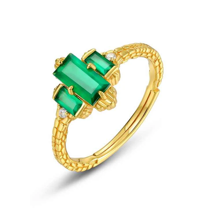 Green Emerald Cut Gemstone Ring Loose Gemstone Jewelry Elegant Diamond Design Green Elegance Fashion Ring